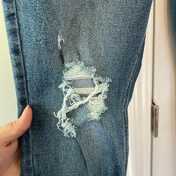 Old Navy Rockstar Mid Rise Cotton Blend Denim Jeans - Picture 6 of 11